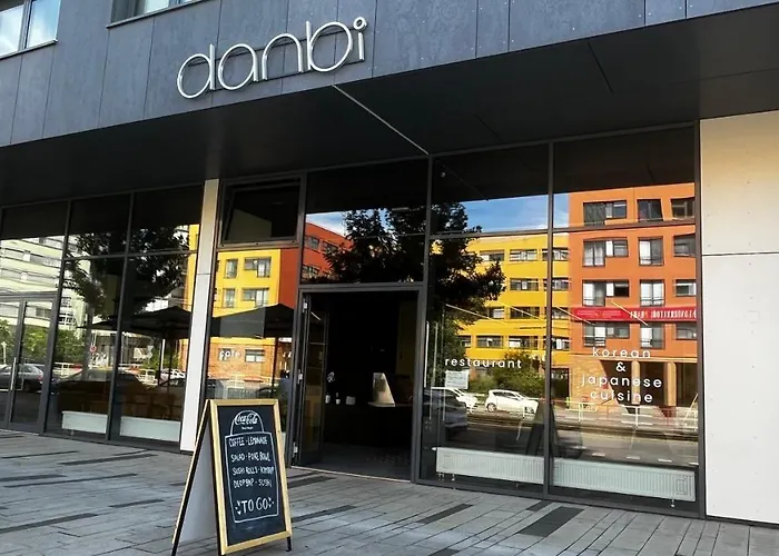 Garden Tower S Balkonem, Garaz Apartament Praga