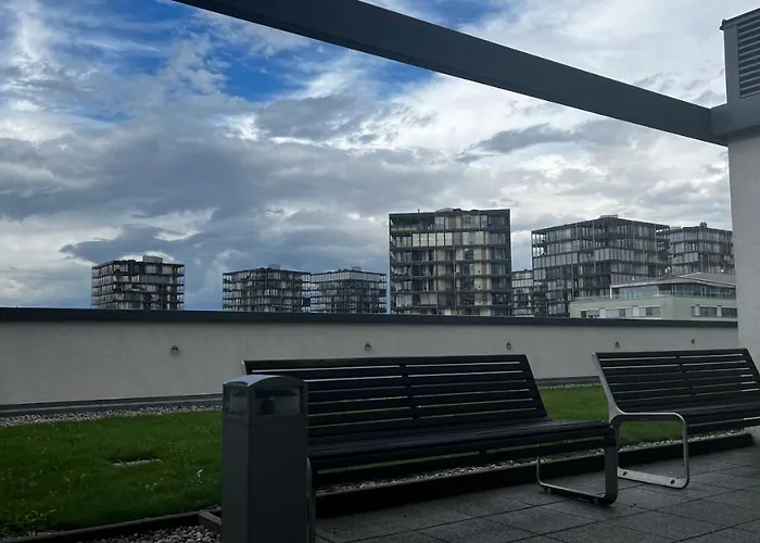 Apartament Garden Tower S Balkonem, Garaz